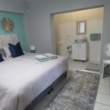 Destiny Jeffreys Bay Apartment Exterior photo